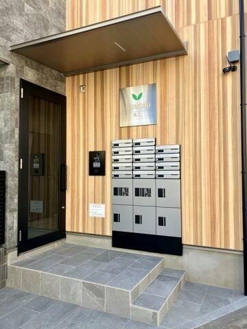 �y�G���g�����X�z�@