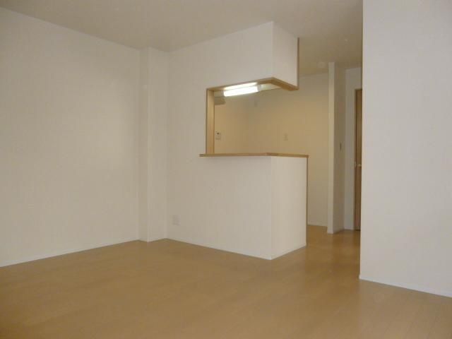 �y���ԁE���r���O�z�@