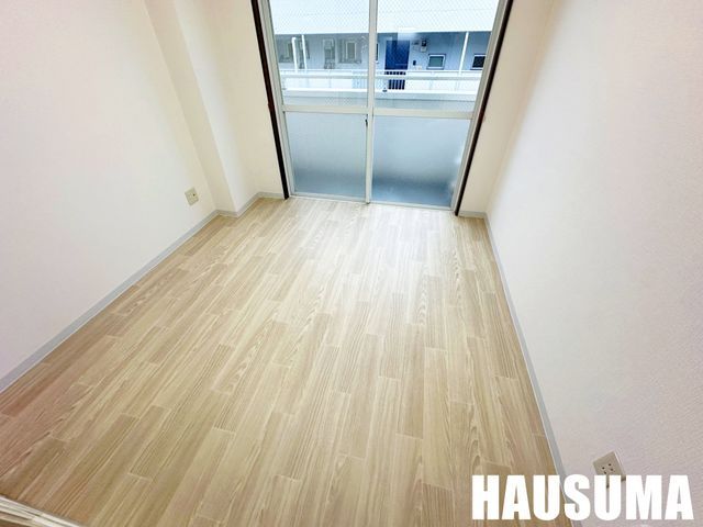�y���̑������E�X�y�[�X�z�@�o���R�j�[