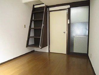 �y���ԁE���r���O�z�@