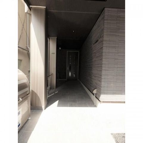 �y�G���g�����X�z�@