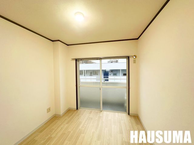 �y���̑��ݔ��z�@���r���O/����
