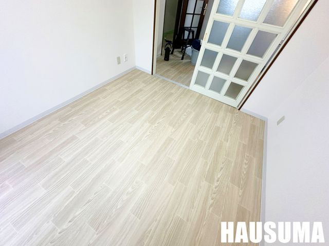 �y���̑������E�X�y�[�X�z�@���r���O/����