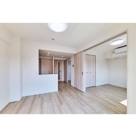 �y���ԁE���r���O�z�@