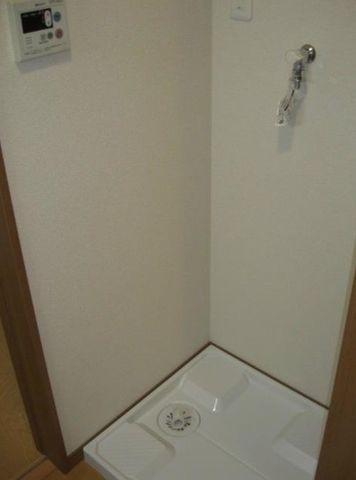 �y���̑��ݔ��z�@