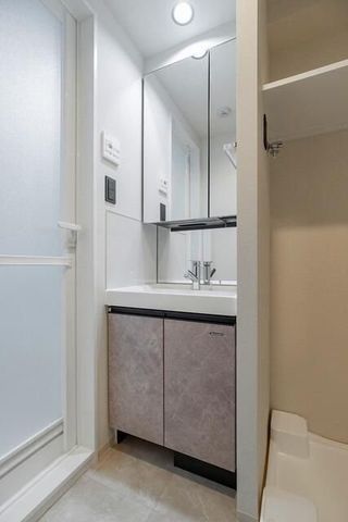 �y���ʏ��z�@