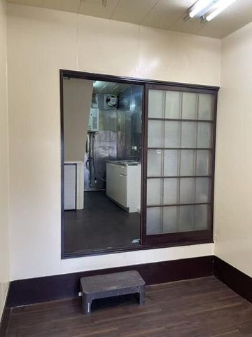 �y���ԁE���r���O�z�@