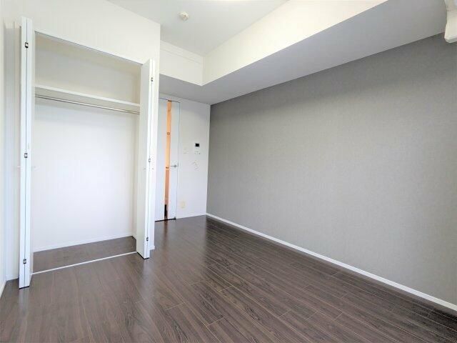 �y���ԁE���r���O�z�@