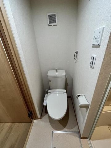 �y�g�C���z�@