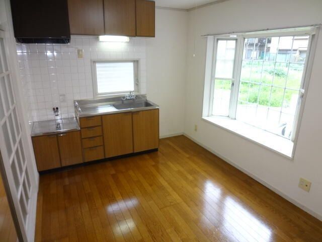 �y���ԁE���r���O�z�@