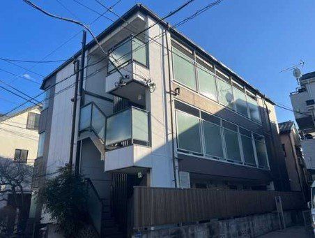 �y�G���g�����X�z�@