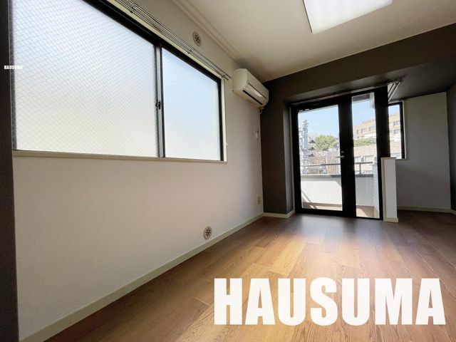 �y�����E���r���O�z�@���r���O/����