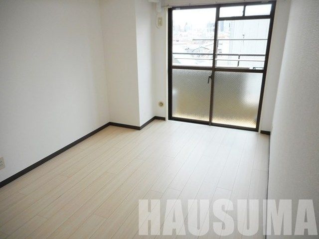 �y���ԁE���r���O�z�@