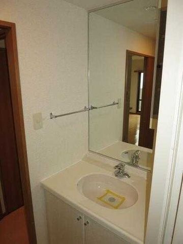 �y���ʏ��z�@