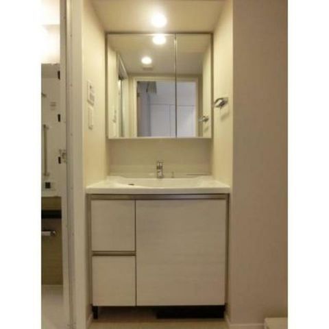 �y���ʏ��z�@