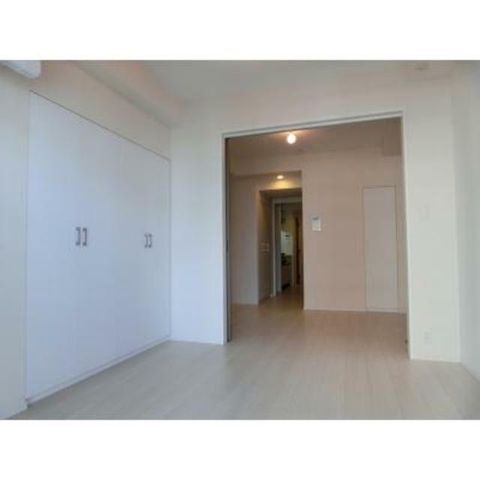 �y���ԁE���r���O�z�@