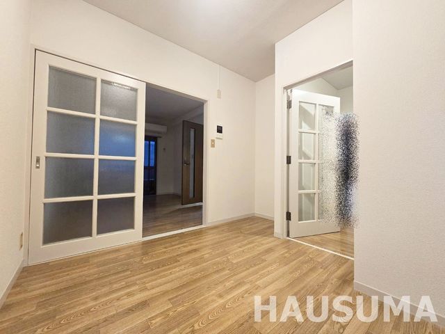 �y���ԁE���r���O�z�@���r���O/����