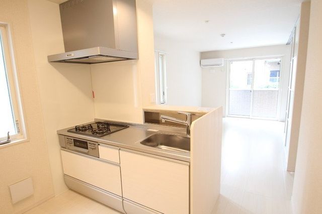 �y�L�b�`���z�@