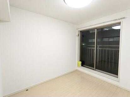 �y���ԁE���r���O�z�@