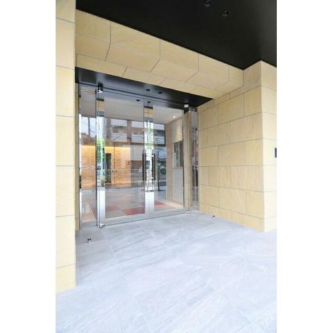 �y�G���g�����X�z�@