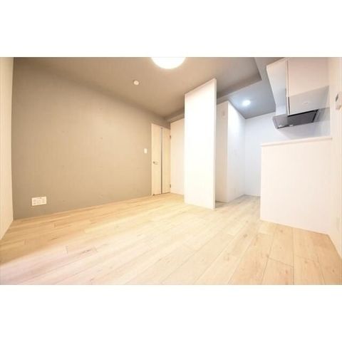 �y���ԁE���r���O�z�@