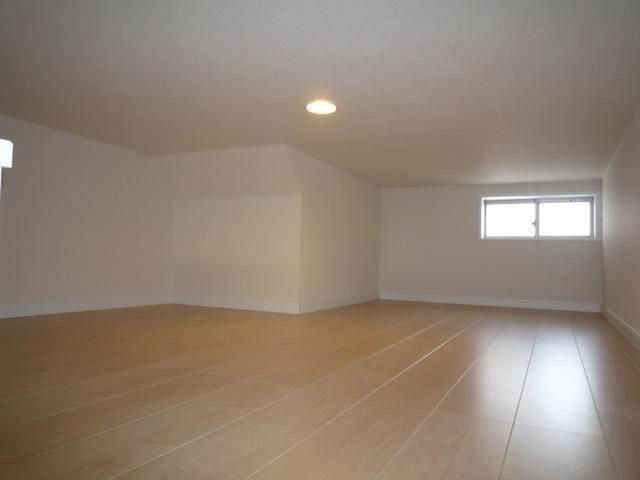 �y���̑������E�X�y�[�X�z�@