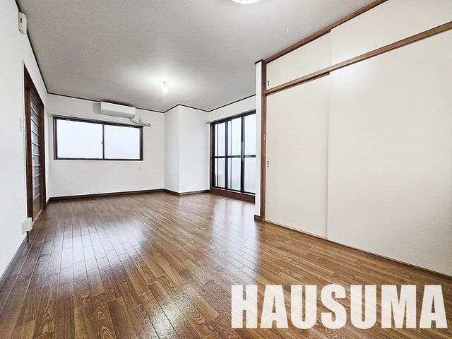 �y���ԁE���r���O�z�@���r���O/����