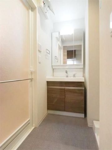 �y���ʏ��z�@