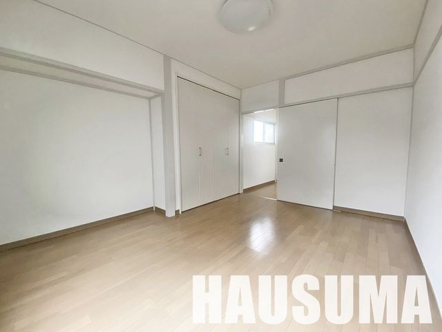 �y���ԁE���r���O�z�@