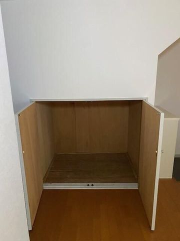 �y���ԁE���r���O�z�@