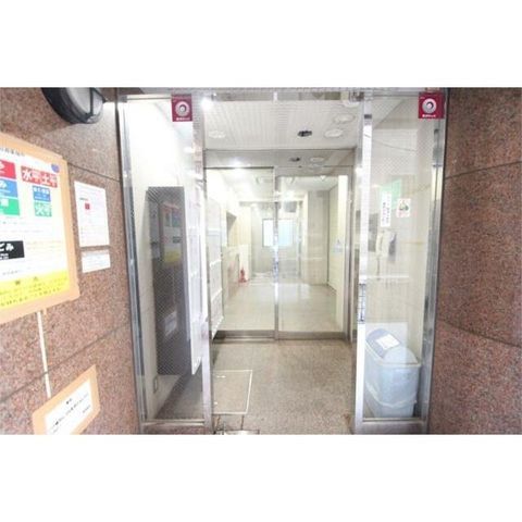 �y�G���g�����X�z�@