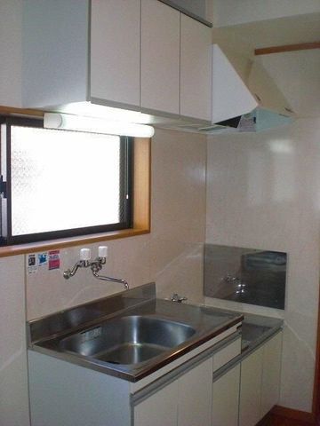 �y�L�b�`���z�@