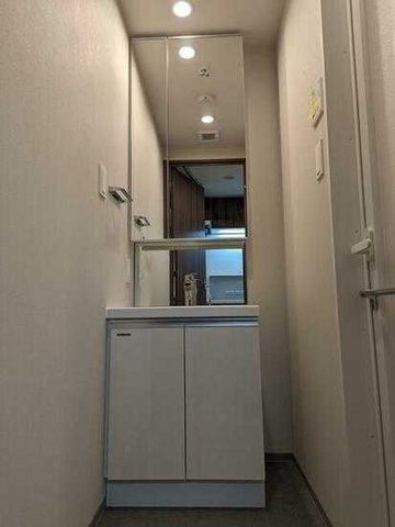 �y���ʏ��z�@