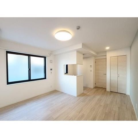 �y���ԁE���r���O�z�@