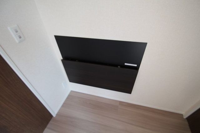 �y���̑��ݔ��z�@