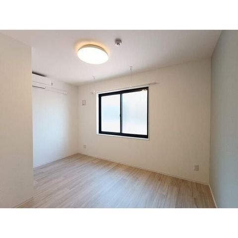 �y���̑������E�X�y�[�X�z�@