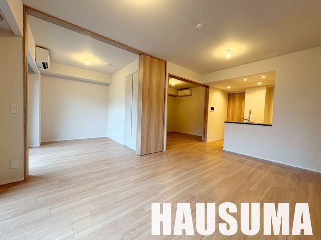 �y���Ӂz�@�܂��΂������Ƒ���1���ړX �k��2���B 130m