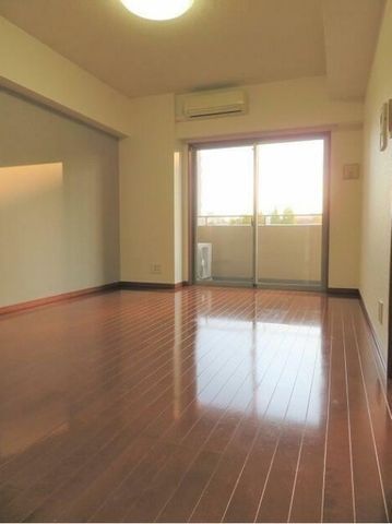 �y���ԁE���r���O�z�@����