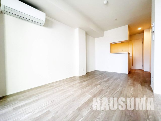 �y�����E���r���O�z�@���r���O/����