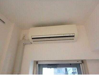 �y���ԁE���r���O�z�@