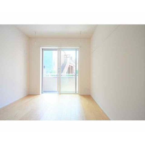 �y���ԁE���r���O�z�@