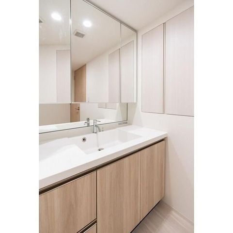 �y���ʏ��z�@