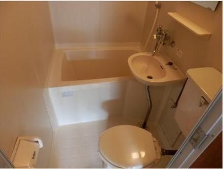 �y�g�C���z�@