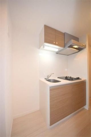 �y���̑��ݔ��z�@