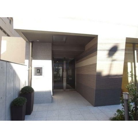 �y�G���g�����X�z�@