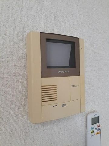 �y���̑��ݔ��z�@