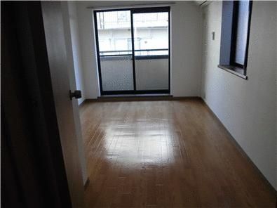 �y���ԁE���r���O�z�@