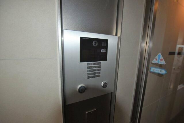 �y���̑��ݔ��z�@