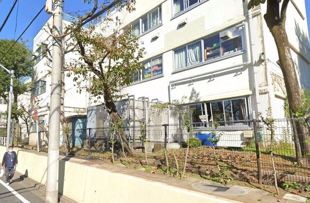 �y���Ӂz�@�k�旧�r�쏬�w�Z �k��7���B 550m