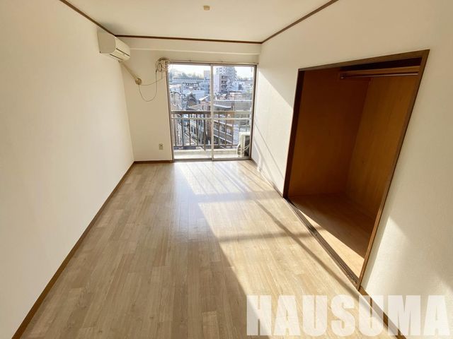 �y���ԁE���r���O�z�@